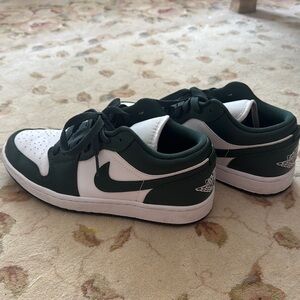Nike Dark Green and White Low-Top Sneakers